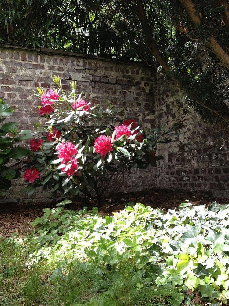 Am Hofgarten 3* Düsseldorf